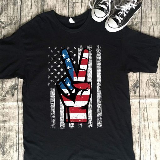 Fourth 4th of July Shirt American Flag Peace Sign Hand Tee T-Shirt On Independence Day, 4 Of July