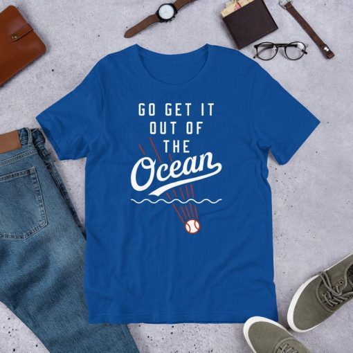 Go get it out of the ocean Short-Sleeve Unisex Tee Shirts