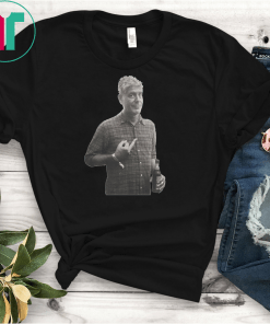 Anthony bourdain’s middle finger shirt