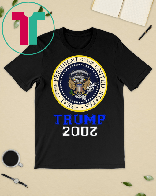 Fake Presidential Seal 45 Es Un Titere Puppet Funny T-Shirt One Term Donnie Merchandise Funny Gift T-Shirt