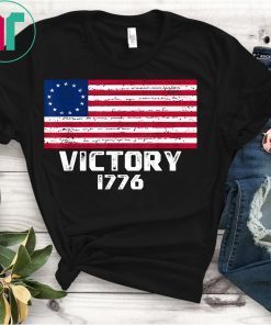 Mens Victory 1776 Patriotic Betsy Ross American USA Flag 13 Stars T-Shirt