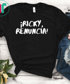 Puerto Rico Resiste Black Flag Resiste Boricua Classic Gift T-Shirt