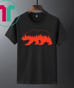 Bear Walking Downtown Chicago City Skyline Shirt