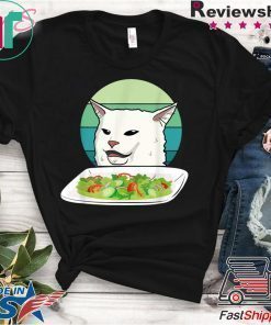 Angry women yelling at confused cat at dinner table meme Classic Shirt