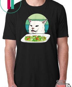 Angry women yelling at confused cat at dinner table meme Classic Shirt