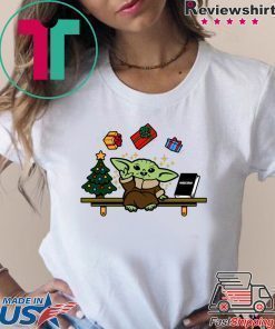 Baby on the Shelf - Baby Yoda T-Shirt