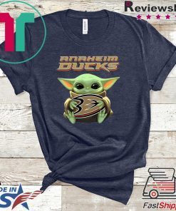 Baby Yoda Hug Anaheim Ducks Shirt