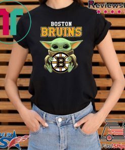 Baby Yoda Hug Boston Bruins Shirt