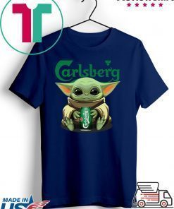 Baby Yoda Hug Carlsberg Shirt