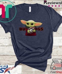 Baby Yoda Hug Georgia Bulldogs Shirt