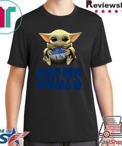 Baby Yoda Hug Indianapolis Colts Shirt