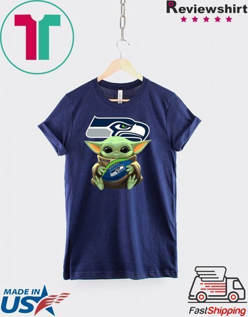 Baby Yoda Hug Philadelphia Eagles Tee Shirt