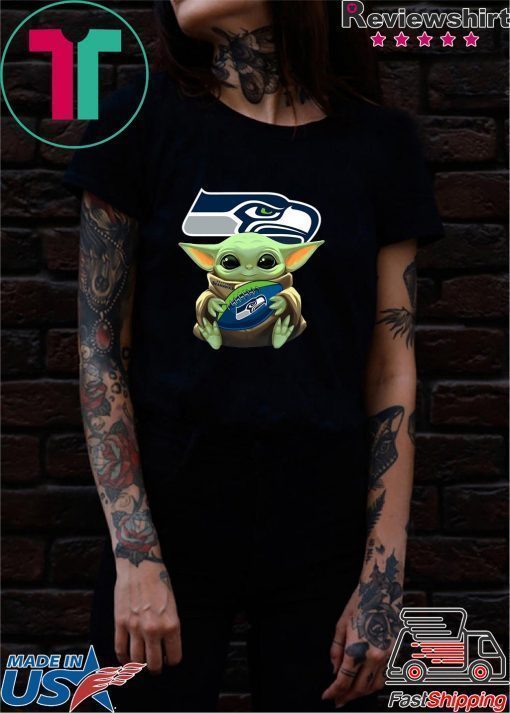 Baby Yoda Hug Philadelphia Eagles Shirt