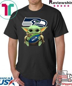 Baby Yoda Hug Philadelphia Eagles Tee Shirt