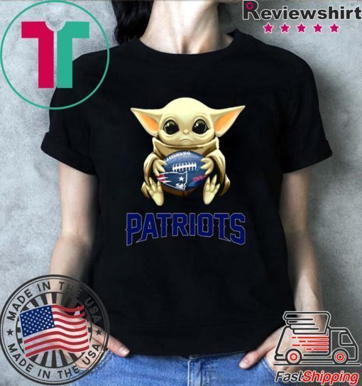 Baby Yoda hold New England Patriots Star Wars shirt