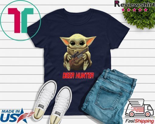 Baby Yoda hug Deer Hunter Star Wars Mandalorian shirt