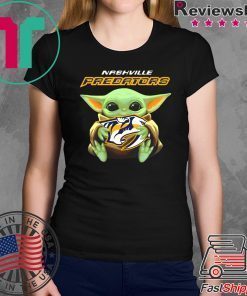 Baby Yoda hug Nashville Predators shirt