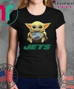 Baby Yoda hug New York Jets shirt