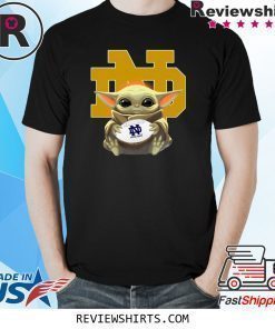 Baby Yoda Hug Notre Dame Fighting Irish Shirt