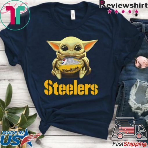 Baby Yoda hug Pittsburgh Steelers shirt