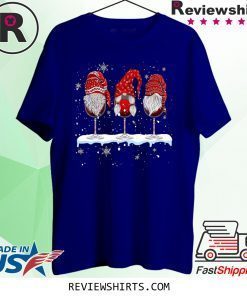 Wine Glasses Gnomies Christmas T-Shirt