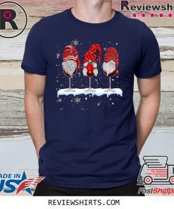 Wine Glasses Gnomies Christmas T-Shirt