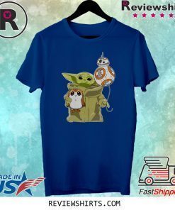 The Mandalorian Baby Yoda hug Sad Porg shirt
