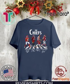 The Chiefs Patrick Mahomes Tyreek Hill Travis Kelce Laurent Duyearay Tardif T-Shirt