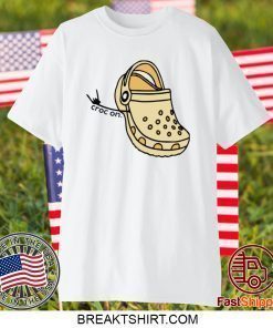 Crocs Croc on shirt