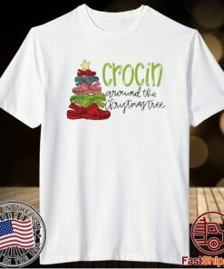 Crocin around the Christmas tree shirt