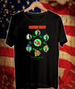 donkey kong the balance of life est 1971 T-Shirt