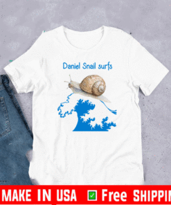 Daniel Snail Surfs Cute Snail Surfer Dude T-Shirt