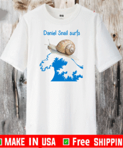 Daniel Snail Surfs Cute Snail Surfer Dude T-Shirt