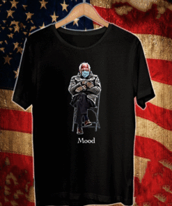 Bernie inauguration mittens meme #Mood2021 T-Shirt