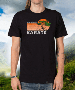 Miyagi-Do Karate Vintage Karate Bonsai Tree T-Shirt