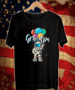 Grandpa Astronaut in Space Shirt - Grandpa Birthday Funny Astronaut in Space Gifts Lover T-Shirt