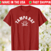 Vintage Red Tampa Bay Old School Pirate TB Cool Tampa Bay T-Shirt