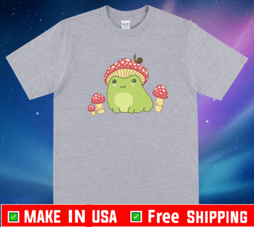 Frog with Mushroom hat and snail T-Shirt