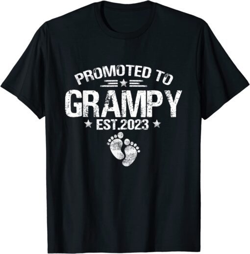 Classic Promoted To Grampy Est. 2023 Baby Announcement T-Shirt