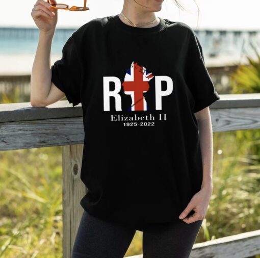 RIP Queen Elizabeth Her Majesty the Queen Elizabeth II Shirt