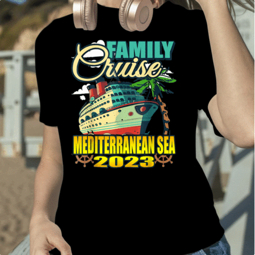 Family Cruise 2023 Mediterranean Cruising Family Vacation Classic T-Shirt