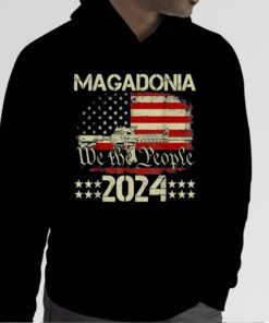 Proud Trump Voter We The People Magadonia 2024 Magadonian Retro T-Shirt