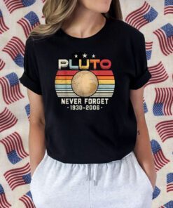 Never Forget Pluto Vintage Nerdy Astronomy Space Science Men Gift T-Shirt