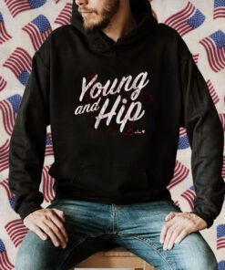 JOEY VOTTO: YOUNG AND HIP SHIRTS T-SHIRT