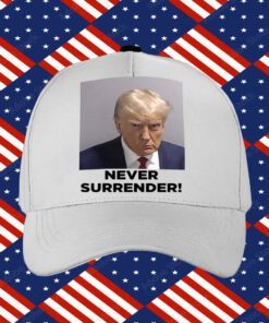 Trump Never Surrender Coffee Mug