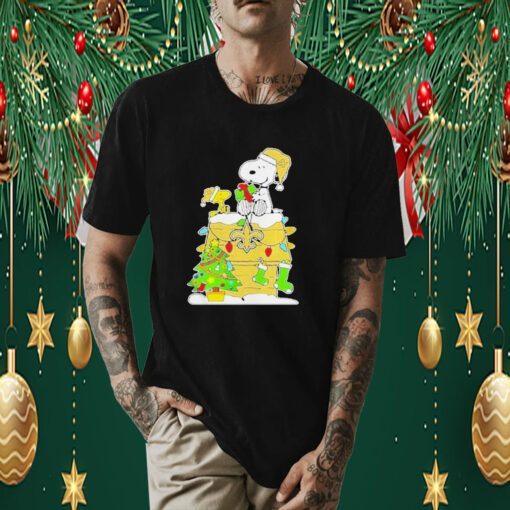 Orleans Saints Snoopy And Woodstock NFl Merry Christmas Tee Shirt