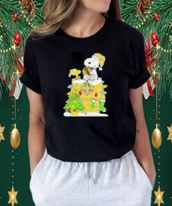 Orleans Saints Snoopy And Woodstock NFl Merry Christmas Tee Shirt