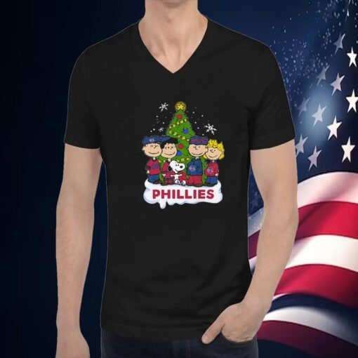 Philadelphia Phillies Snoopy Peanuts Christmas Tee Shirt