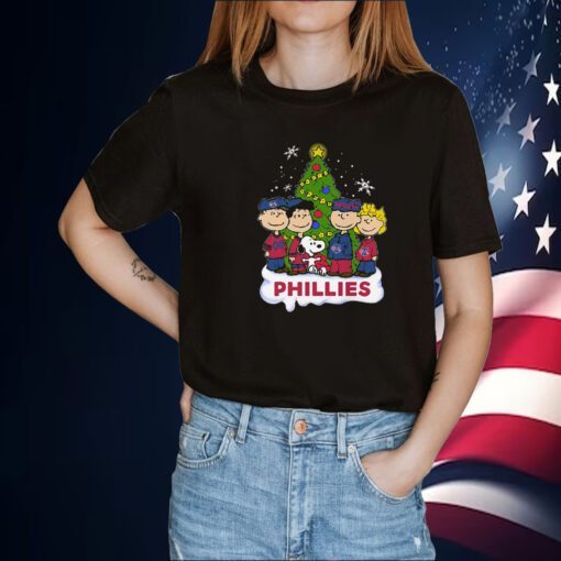 Philadelphia Phillies Snoopy Peanuts Christmas Tee Shirt