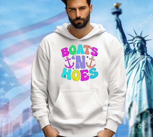 Boats ‘n hoes T-shirt